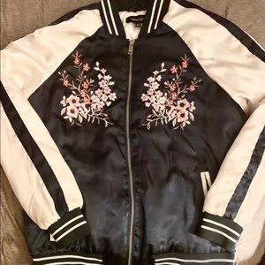 Satin Floral Womans Jacket. Size Large.